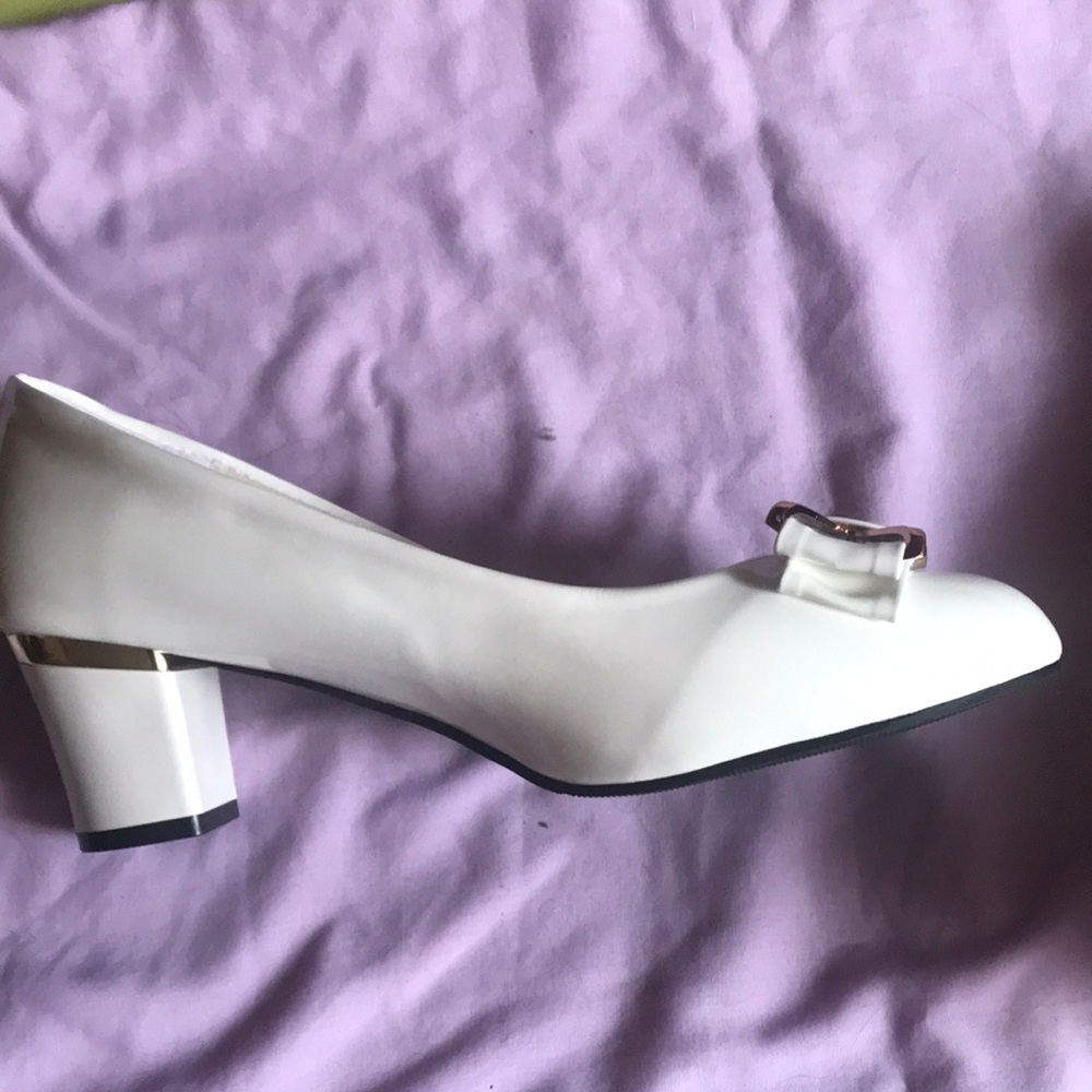 White and Gold Heels with Chunky Low Heel